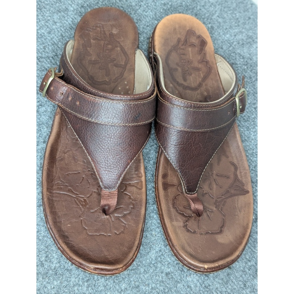 LL Bean Brown Slip On Flip Flop Thong Sandals Women's Size 11 M Embossed Leather